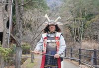 Turis dengan baju perang Jepang (Syanti/detikcom) 