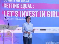 Potret 6 Wanita yang Dobrak Stereotip, Kapten Bola Hingga Direktur Konstruksi