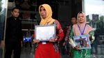 Keluarga Mahasiswa yang Tewas di Kendari Sambangi KPK