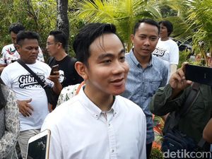 Daftar Pilkada Solo, Gibran Minta Doa Jokowi dan Keluarga Besar