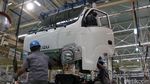 Lihat Yuk! Proses Perakitan Isuzu Traga