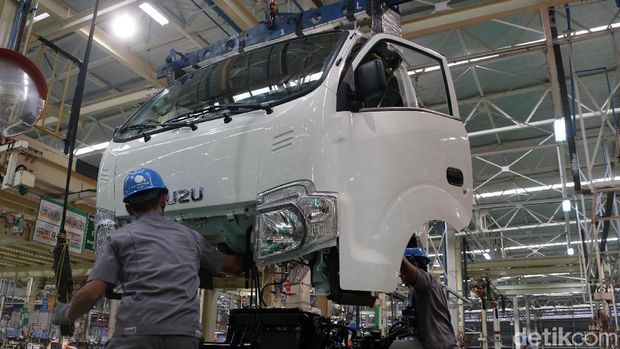 Ekspor perdana Isuzu Traga baru saja diresmikan. Mobil ini dirakit di pabrik Isuzu Karawang Plant, Jawa Barat. Yuk lihat prosesnya.