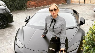 Model Dihujat, Blak-blakan Beli Lamborghini Rp 3,6 M dari Jual Foto Syur