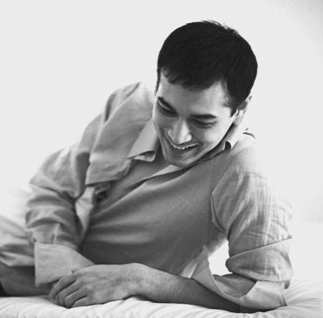 Pernikahannya dengan Cut Tari Kamis (12/12/2019) sore ini akan jadi yang kedua untuk Richard Kevin. Sebelumnya Kevin pernah menikah dengan Ida Helena Paramitha. Tak diketahui kapan Kevin dan Helena bercerai. Foto: Twitter @therichardkevin