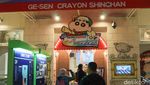 Foto: Jalan-jalan di Kotanya Crayon Shinchan