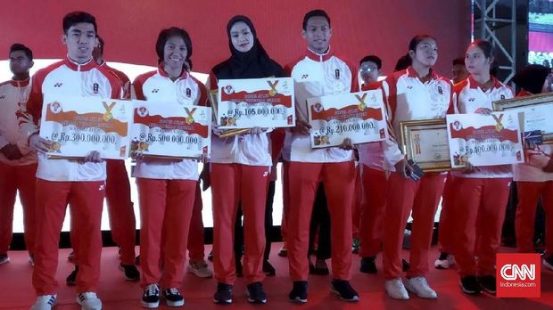Bonus SEA Games 2019 diserahkan pada Kamis (12/12) malam.