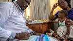 Upaya Mengobati Anak-anak Positif HIV di Uganda
