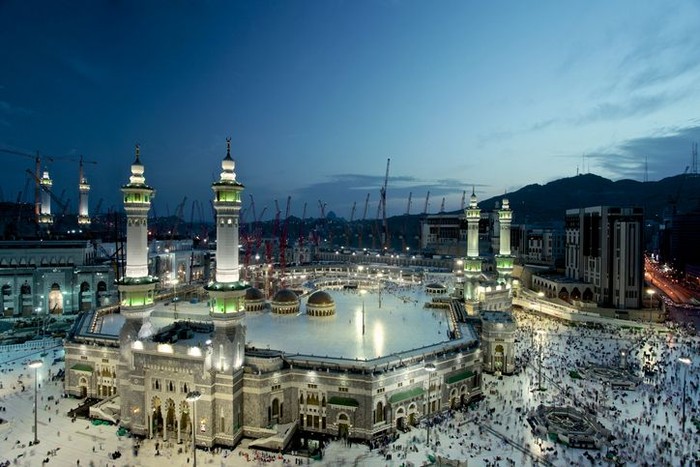 Beautiful sunrise from the city of makkah