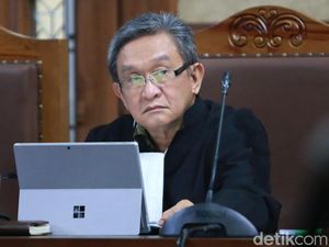 Pengacara Sebut Dakwaan kepada Nurhadi-Menantu Terima Suap Rp 83 M Janggal