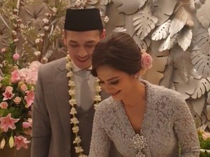 Perjalanan Cinta Cut Tari dan Richard Kevin