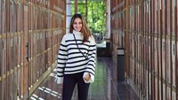 Dalam tag lokasinya dia menyebutkan berada di Hakone, kota yang terkenal dengan pemandangan Gunung Fuji nya. (lunamaya/Instagram)