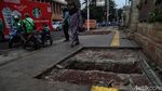 Bongkar Pasang Trotoar Cikini yang Tak Kunjung Rampung