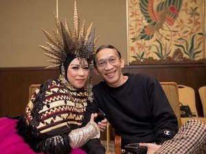 Melly Goeslaw Kenang Masa Terberat 25 Tahun Menikah dengan Anto Hoed