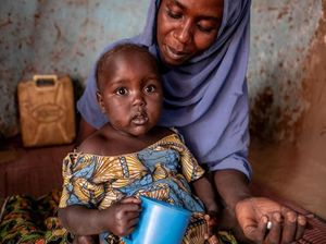 Upaya Mengobati Anak-anak Positif HIV di Uganda