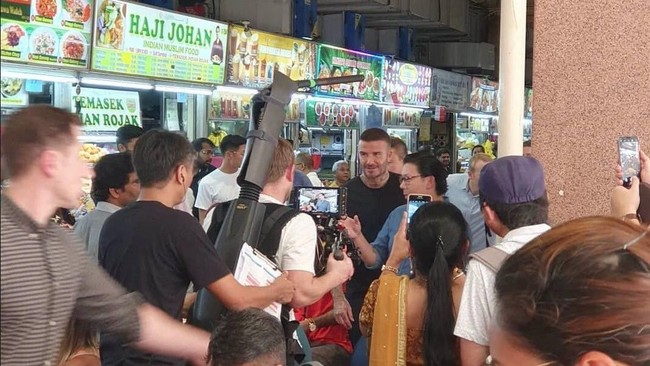 DCost Larang Kue Ultah Tanpa Sertifikat Halal hingga Seleb Minta Makanan Unik