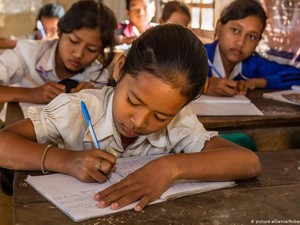 Marak Diskriminasi, Kamboja Didik Murid Sekolah Soal LGBT+
