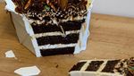 Hati-hati Tertipu! 10 Bentuk Kue Ini Persis Benda Aslinya