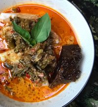 Hangatkan Badan dengan Laksa Betawi Enak di 5 Tempat Ini