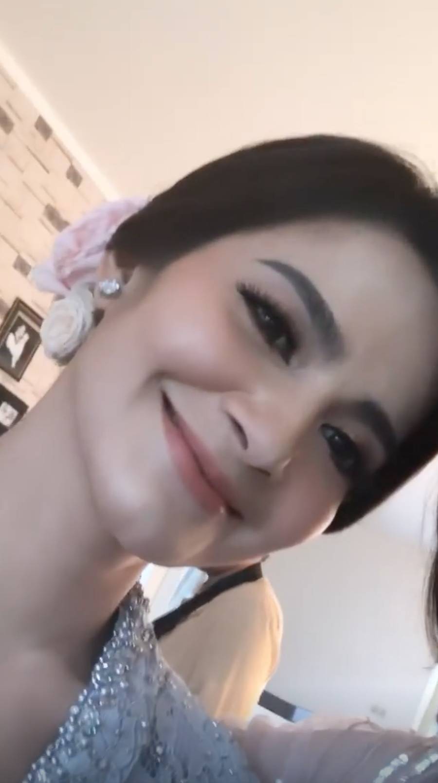 Senyum Cut Tari Menikah dengan Richard Kevin, Ini Fotonya - Foto 2
