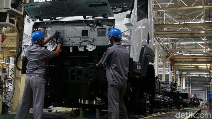 Ekspor perdana Isuzu Traga baru saja diresmikan. Mobil ini dirakit di pabrik Isuzu Karawang Plant, Jawa Barat. Yuk lihat prosesnya.