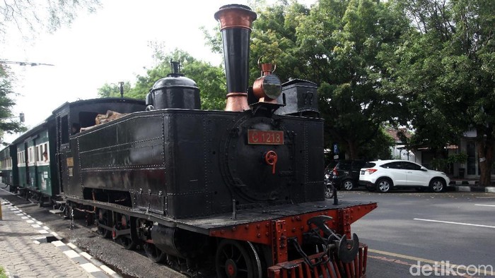 Seru Banget Naik Kereta Api Uap Kuno Di Solo Seru Banget Naik Kereta Api Uap Kuno Di Solo