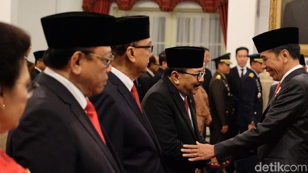 Pengusaha hingga Ulama, Ini Profil 9 Wantimpres Baru Pilihan Jokowi