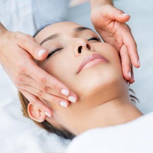 Review: Mencoba Facial 10 Tahap, Red Carpet Oxygen Facial Review: Mencoba Facial 10 Tahap, Red Carpet Oxygen Facial