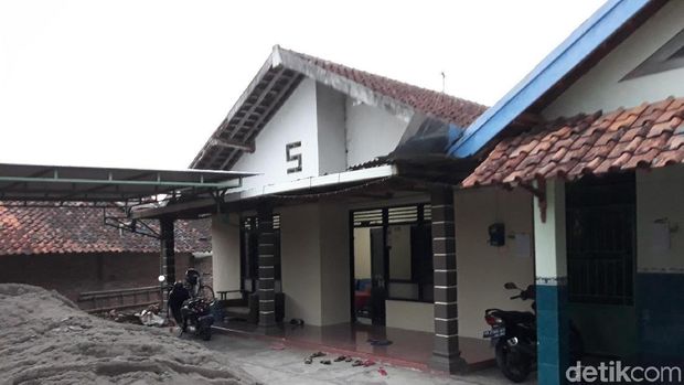 Rumah warga Gunungkidul yang mengungsi karena disusupi ular kobra