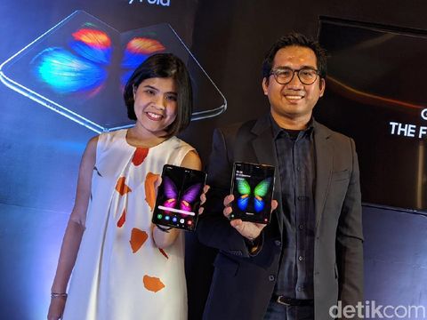 Dibanderol Rp 30 Juta, Ponsel Sultan Galaxy Fold Ludes Dipesan