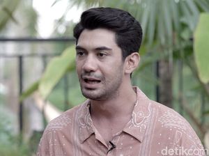 Reza Rahadian dan Deretan Film yang Pernah Diperankannya
