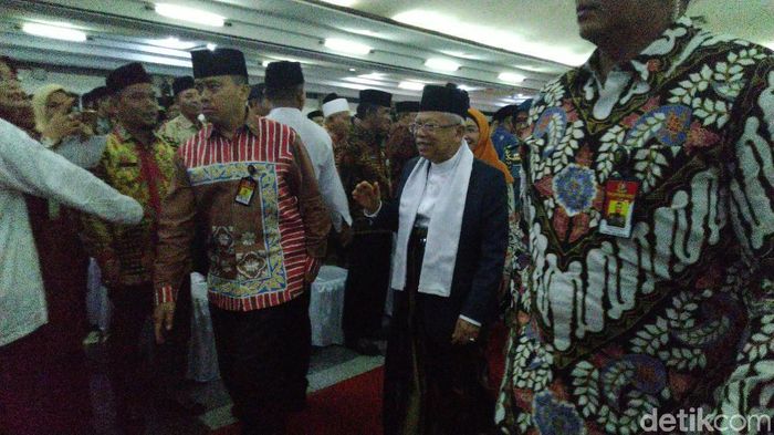Wapres Maruf Amin di Semarang/Foto: Angling Adhitya Purbaya/detikcom Wapres Maruf Amin di Semarang/Foto: Angling Adhitya Purbaya/detikcom