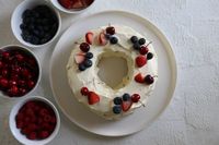 Hanya dengan Cookies dan Krim, Blogger Ini Mampu Bikin Kue Natal Mewah