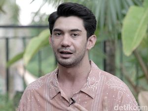 Ketertarikan Reza Rahadian Main Teater di Tengah Pandemi