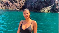Ini adalah fotonya di Cinque Terre, desa kuno yang berada ditepi laut Riviera, Liguria, Italia. (tamaryngreen/Instagram)