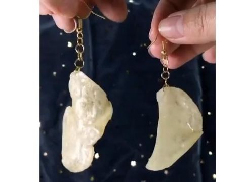 Kreatif! Anting Ini Dibuat dari Bawang Putih hingga Cabai Sungguhan