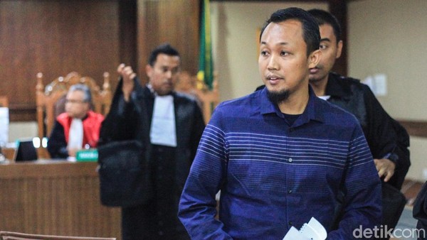 Penyuap Eks Dirut Perum Perindo Mulai Diadili