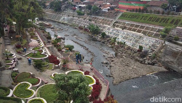 Foto: Taman Seribu Cinta Magelang yang Cantik dan Instagramable