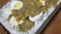 Ada yang bisa tebak ini makanan apa? Ini seperti muntahan, ujar salah satu netizen. Foto: Instagram cookingforbae