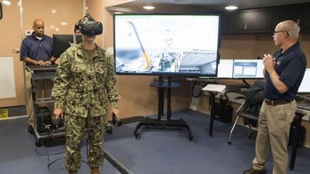 Kapal induk tersebut dimulai pengerjaannya sejak 7 Mei 2013. Adapun salah satu sponsor utama dalam proyek ini, Susan Bales Ford, putri mendiang Presien AS. Foto: Screenshot via U.S. Navy