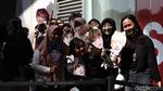 Datang dari Subuh, Kpopers Tak Sabar Nonton NCT di HUT Transmedia