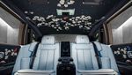 Rolls-Royce Edisi Khusus, Dalam Kabinnya Penuh Bunga