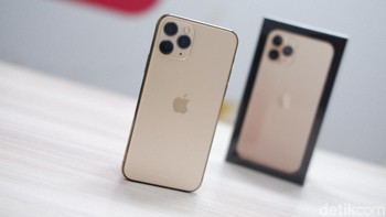 Di Indonesia, iPhone 11 Pro dilepas dengan harga 64 GB Rp 18,499 juta, 256 GB Rp 21,799 juta, 512 GB Rp 25,799 juta Foto: Adi Fida Rahman/detikINET