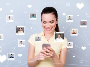Kisah Manis Mereka yang Bertemu Jodoh Lewat Aplikasi Online