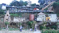 Mengisi liburan akhir tahun, traveler bisa menuju ke Bandung. Di sana ada tempat wisata baru bertema negara Asia Afrika. Nama destinasinya The Great Asia Africa. (Wisma Putra/detikcom)