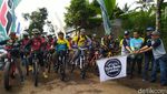 Foto: Gowes Sepeda Sambil Promosikan Wisata Ciamis