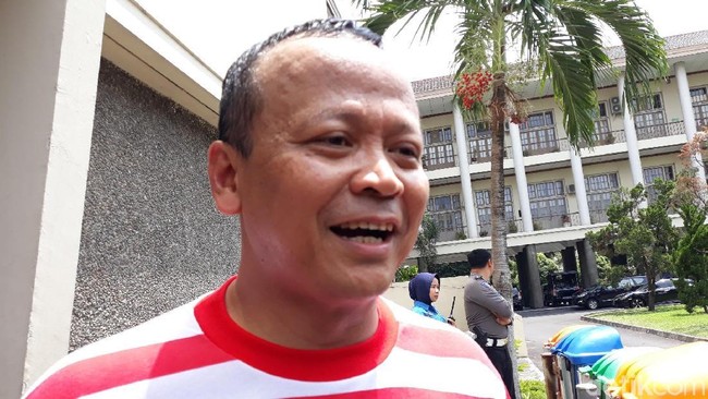 Edhy Prabowo Tak Mundur dari Rencana Ekspor Benih Lobster