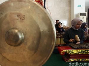 Alat Musik Ritmis dalam Pertunjukan, Pengertian dan Contohnya