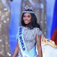 Dalam situs Miss World 2019 ditulis, Toni-Ann Singh merupakan mahasiswi psikologi di Florida State University yang bercita-cita menjadi dokter.  Foto: DANIEL LEAL-OLIVAS / AFP