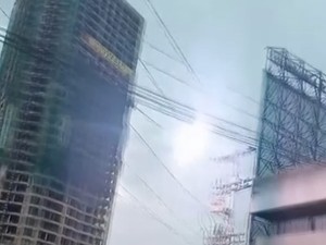 Dahsyat! Gempa M 6,9 Guncang Filipina, Muncul Percikan Listrik