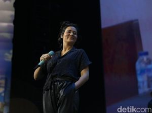Para Penyanyi Indonesia yang Punya Ritual Khusus Sebelum Manggung